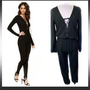 WOMEN'S JUMPSUIT BLACK FOREVER 21 SIZE M NWT long sleeves  drawstring Top